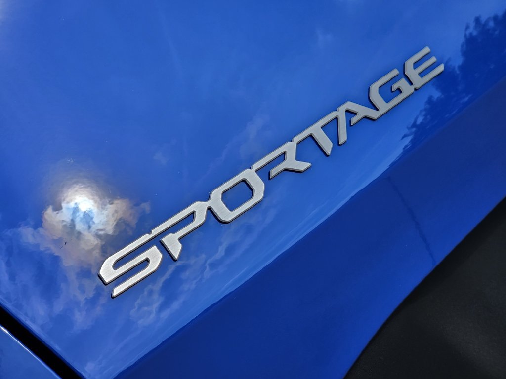 Certified 2026 Kia Sportage EX w/ EX Panorama Roof Package FWD image 9