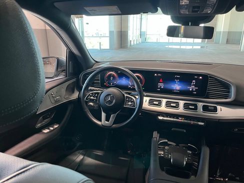 Used 2022 Mercedes-Benz GLE 350 4MATIC w/ Premium Package image 40