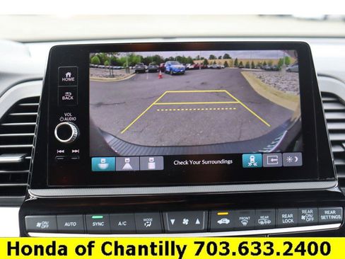 Certified 2025 Honda Odyssey Touring image 16