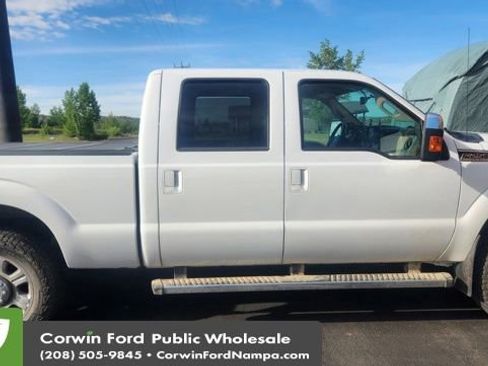 Used 2014 Ford F250 Lariat w/ Chrome Package AWD/4WD image 4