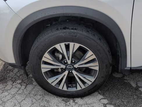 Used 2023 Nissan Rogue SV AWD/4WD image 33