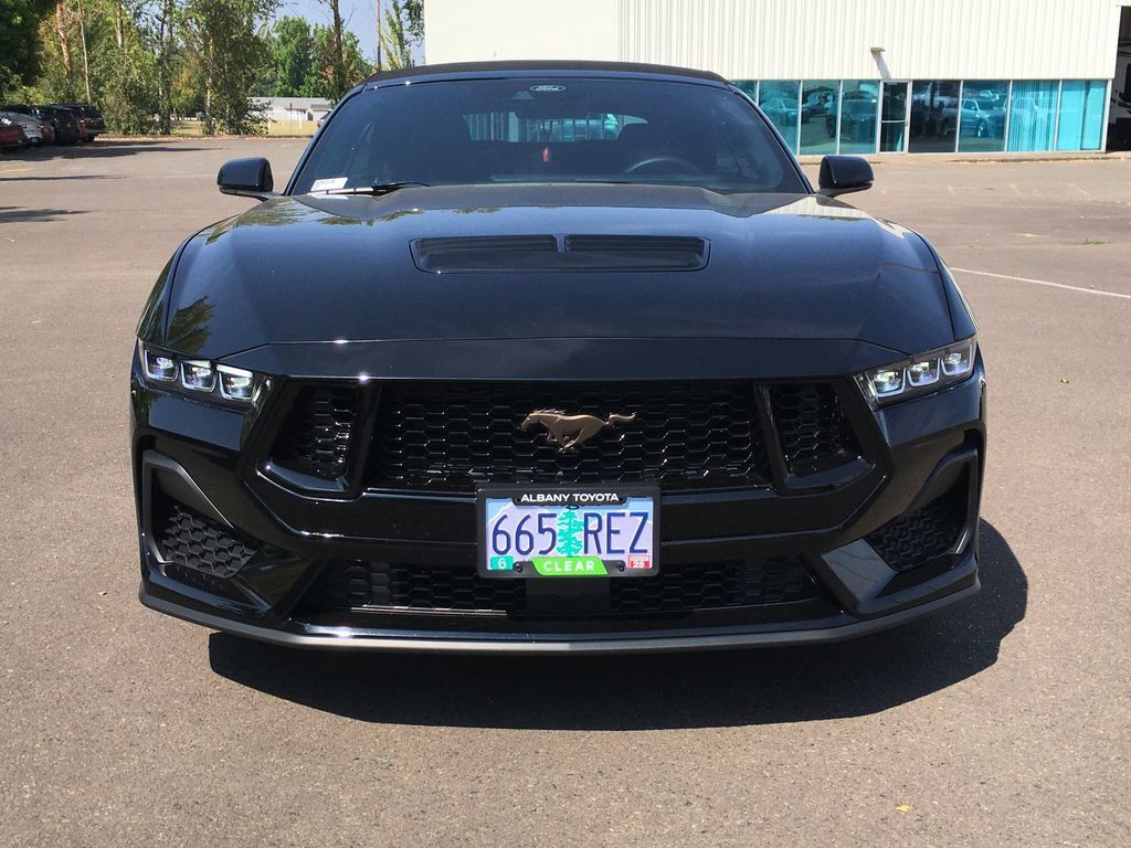 Used 2024 Ford Mustang GT Premium RWD image 9