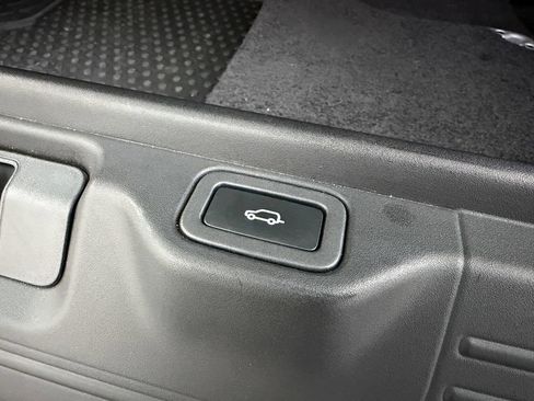 Used 2019 Land Rover Range Rover Long Wheelbase Autobiography AWD/4WD image 64
