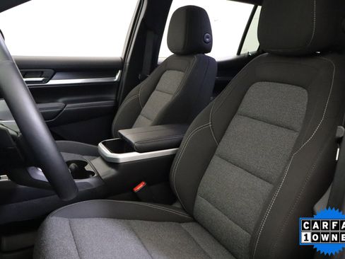 Used 2026 GMC Terrain Elevation image 23