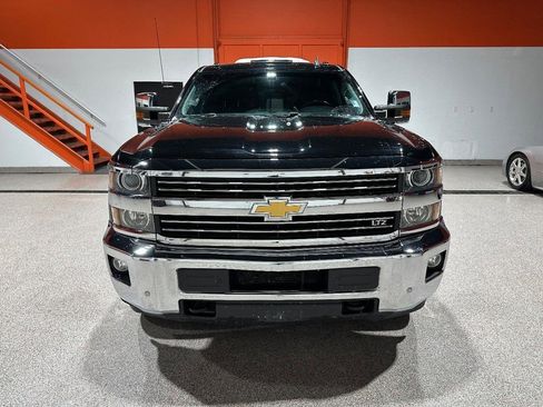 Used 2015 Chevrolet Silverado 2500 LTZ w/ Duramax Plus Package image 8