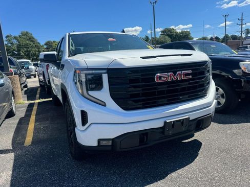 Used 2022 GMC Sierra 1500 Elevation AWD/4WD image 2