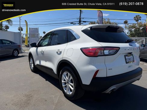 Used 2022 Ford Escape SE FWD image 7