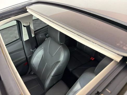Used 2018 Ford Focus Titanium FWD image 9