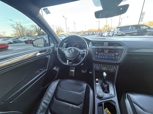 Used 2020 Volkswagen Tiguan SEL Premium R-Line AWD/4WD image 28