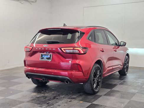 Certified 2023 Ford Escape ST-Line Elite w/ Premium Technology Package image 7