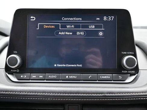 Used 2025 Nissan Rogue SV AWD/4WD image 38