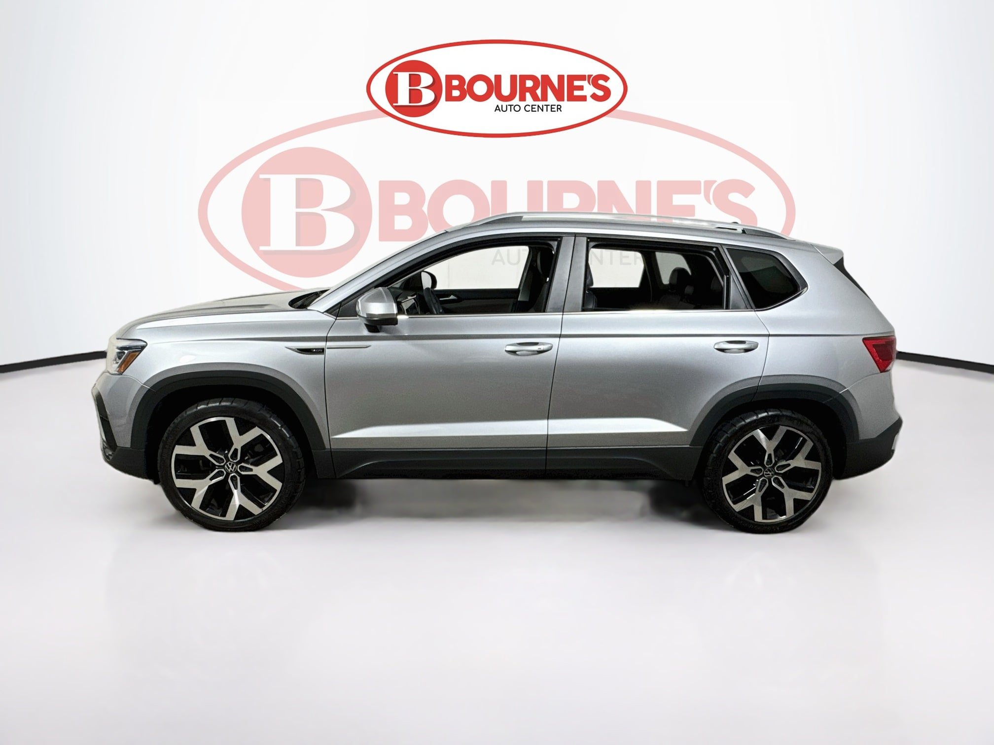 Used 2023 Volkswagen Taos SEL AWD/4WD image 8