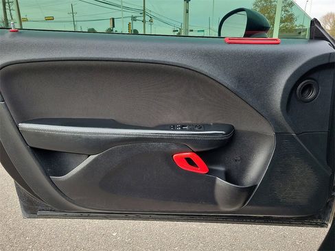 Used 2019 Dodge Challenger SXT w/ Blacktop Package image 18