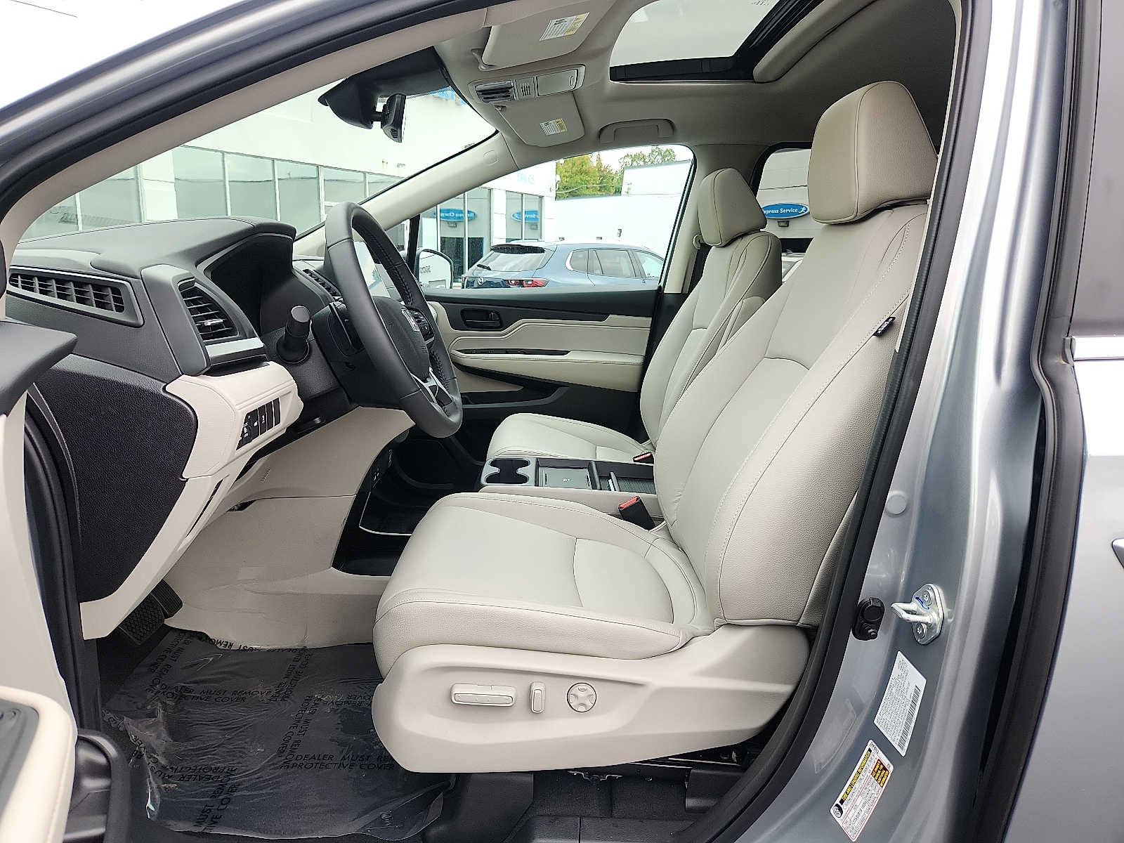 Used 2026 Honda Odyssey EX-L image 13