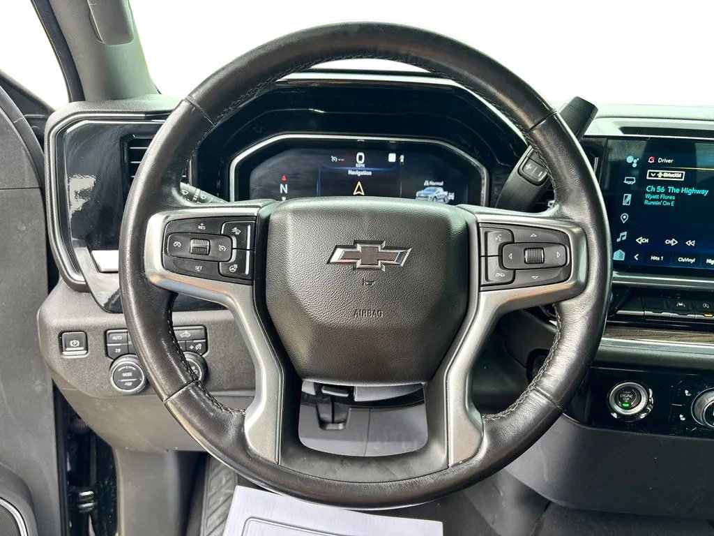 Used 2022 Chevrolet Silverado 1500 RST AWD/4WD image 15