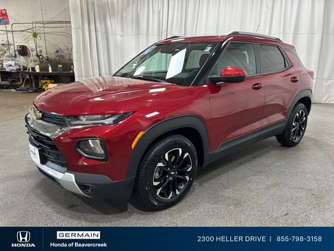 Used 2021 Chevrolet TrailBlazer LT w/ Convenience Package FWD image 4