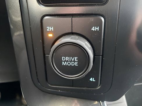 Used 2022 Ford F150 XLT w/ Equipment Group 302A High image 23