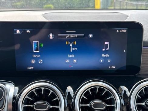 New 2026 Mercedes-Benz GLB 250 4MATIC image 26