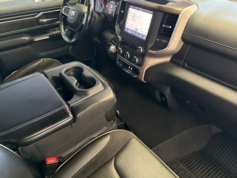 Used 2022 RAM 1500 Laramie w/ Off Road Group AWD/4WD image 16