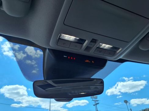 Used 2023 MAZDA CX-30 AWD 2.5 S w/ Premium Package image 30