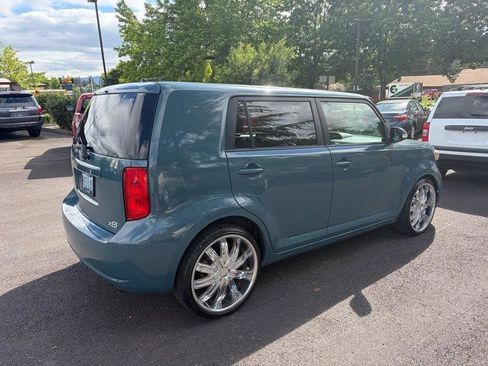 Used 2008 Scion xB FWD image 4