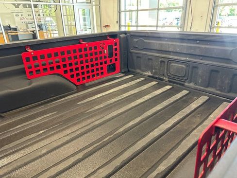 Used 2023 Jeep Gladiator Rubicon w/ Trailer Tow Package AWD/4WD image 17