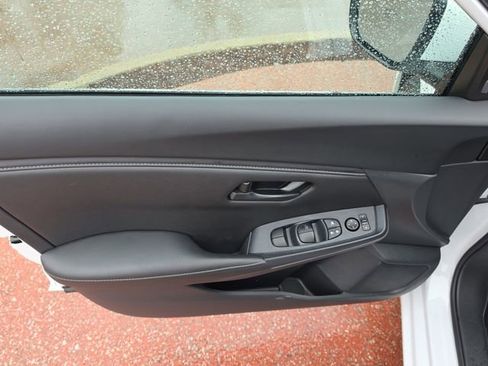 Used 2025 Nissan Sentra S FWD image 10