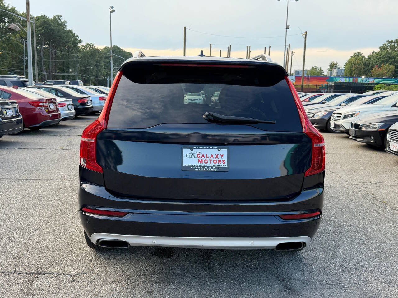 Used 2016 Volvo XC90 T6 Momentum AWD/4WD image 5