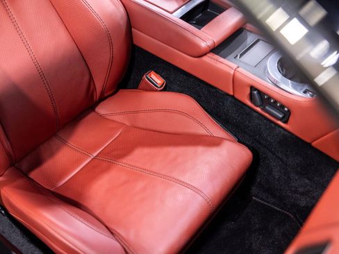 Used 2014 Aston Martin V8 Vantage Roadster RWD image 33