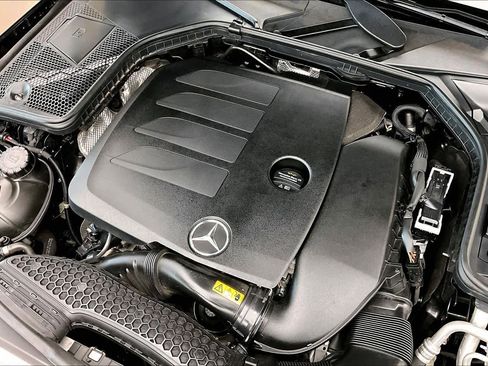Used 2020 Mercedes-Benz C 300 Sedan image 29