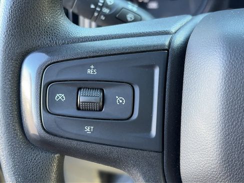 Used 2020 Chevrolet Silverado 1500 Custom w/ Custom Value Package image 9