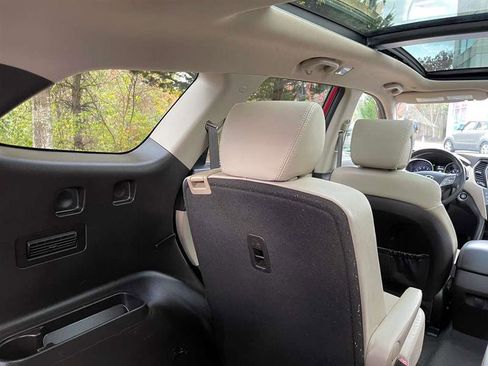 Used 2016 Hyundai Santa Fe Limited w/ Option Group 04 image 28