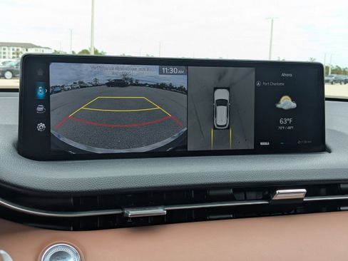 Used 2024 Genesis GV70 2.5T w/ Advanced Package image 27