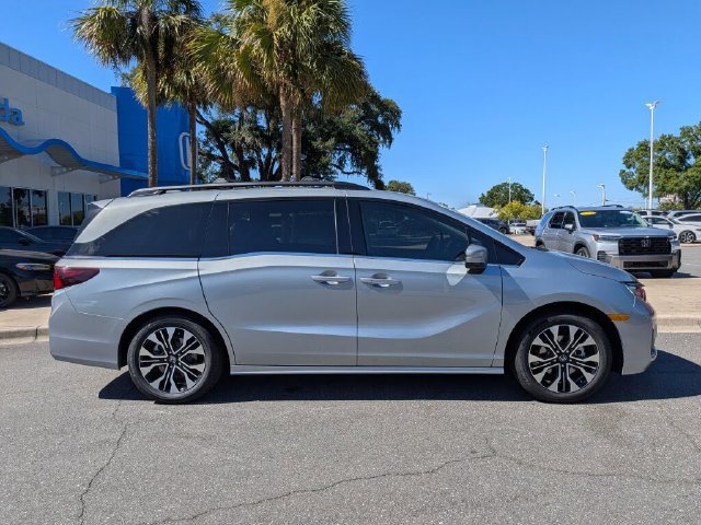 New 2027 Honda Odyssey Elite image 6