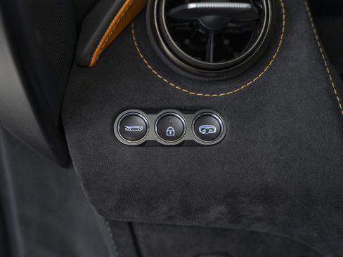 Used 2022 McLaren 720S Spider RWD image 54