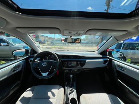 Used 2015 Toyota Corolla LE FWD image 22