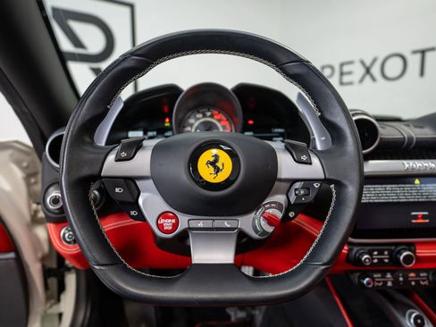 Used 2019 Ferrari Portofino image 42