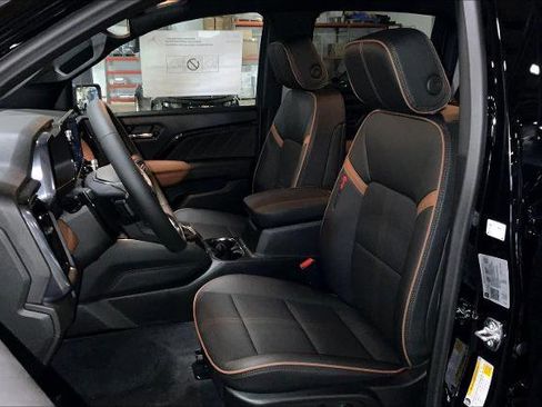 New 2025 GMC Canyon AT4 w/ Nightfall Edition image 12