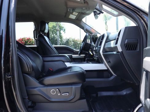 Used 2019 Ford F450 Lariat image 43