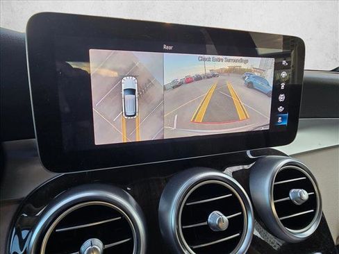 Used 2022 Mercedes-Benz GLC 300 image 10