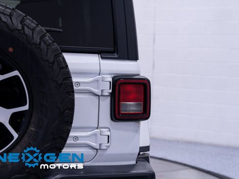 Used 2020 Jeep Wrangler Unlimited Sahara image 51