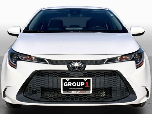 Used 2022 Toyota Corolla LE FWD image 4