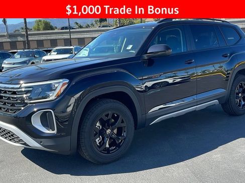 New 2025 Volkswagen Atlas Peak Edition SE AWD/4WD image 13