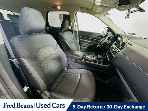 Certified 2024 Nissan Pathfinder S image 28