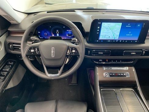 New 2026 Lincoln Aviator Reserve AWD/4WD image 13