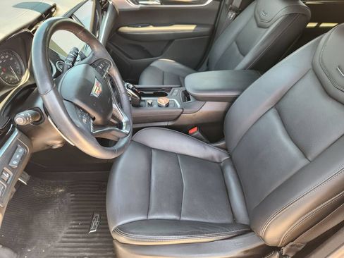 Used 2023 Cadillac XT6 Sport w/ Technology Package AWD/4WD image 13
