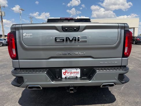 Used 2023 GMC Sierra 1500 Denali w/ Denali Carbonpro Edition AWD/4WD image 15