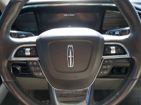 Used 2020 Lincoln Navigator Black Label w/ Cargo Convenience Package AWD/4WD image 29
