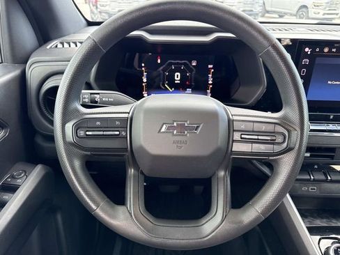 Used 2023 Chevrolet Colorado Trail Boss w/ Technology Package image 14