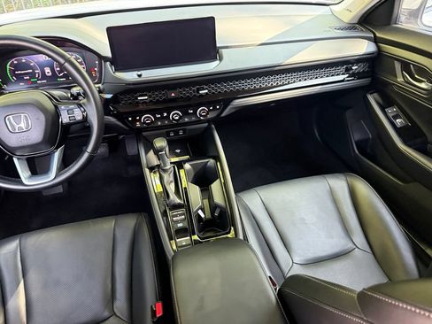 Used 2024 Honda Accord Touring image 27